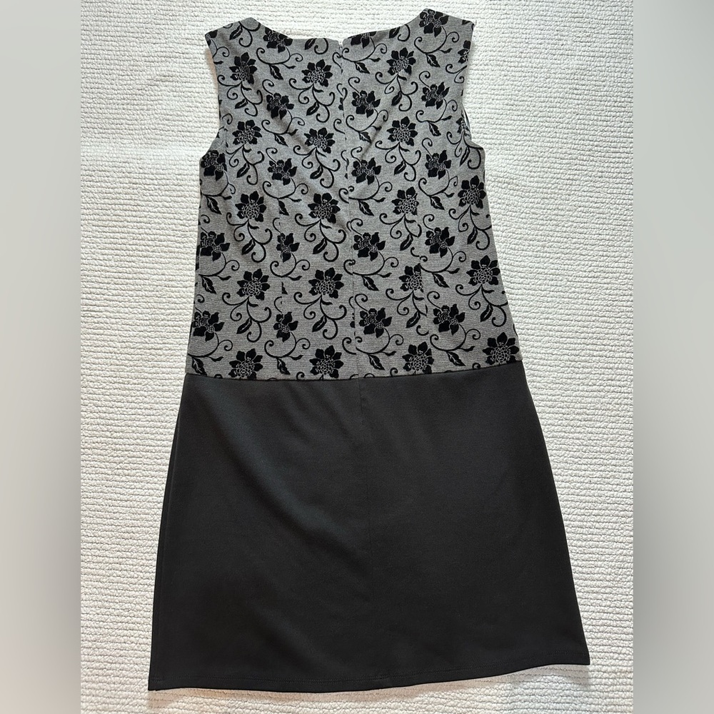 Laundry by Design Black/Grey floral drop waist dress, Size 6